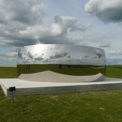 Anish Kapoor - C-Curve 2007, Serpentine Gallery